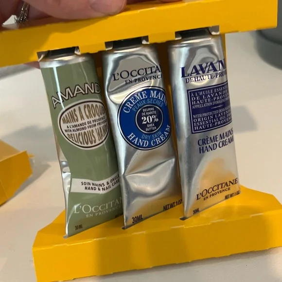 L'OCCITANE Hand Cream Favourites -New and Sealed - Picture 4 of 4